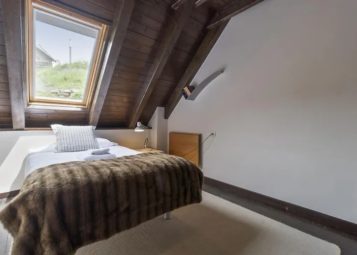 Luderna - Casa Con Terraza Unhola Daire *
